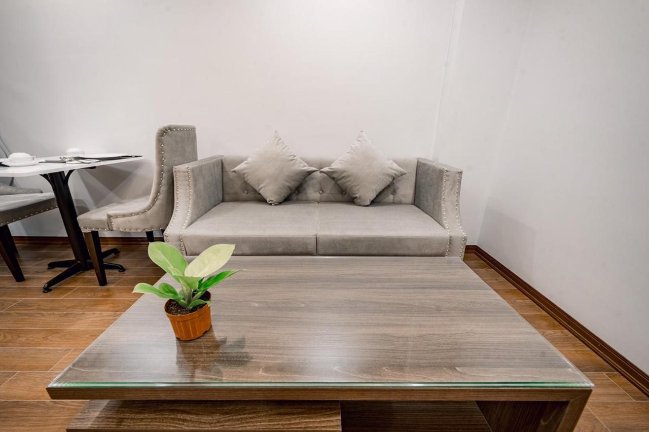 T&B Housing Aparthotel Hanoi Exterior photo